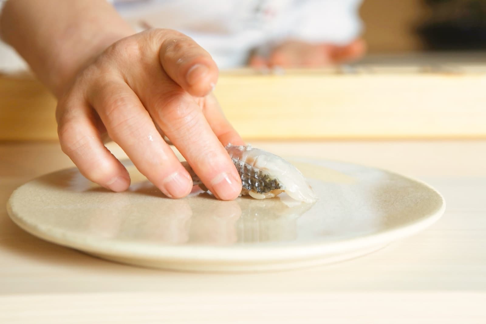 TAKUMIGON seasonal white fish sashimi